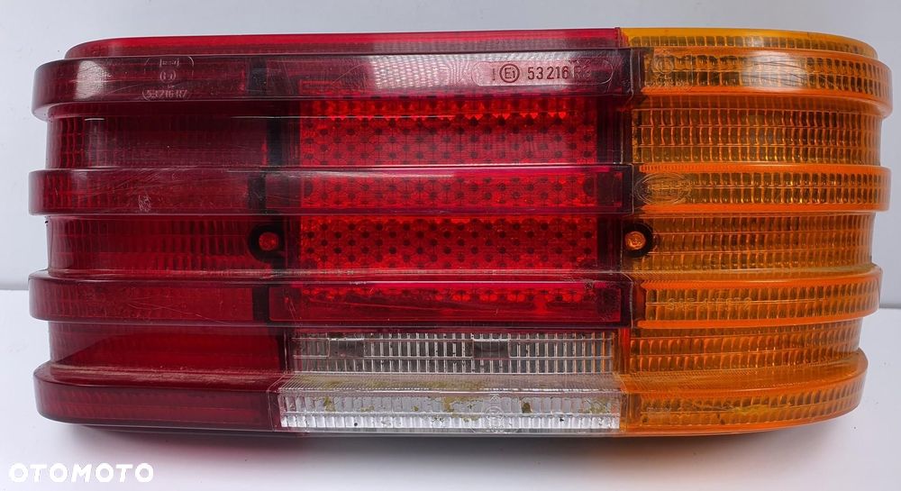 LAMPA PRAWY TYŁ TYLNA MERCEDES W115 W114 EUROPA - 1
