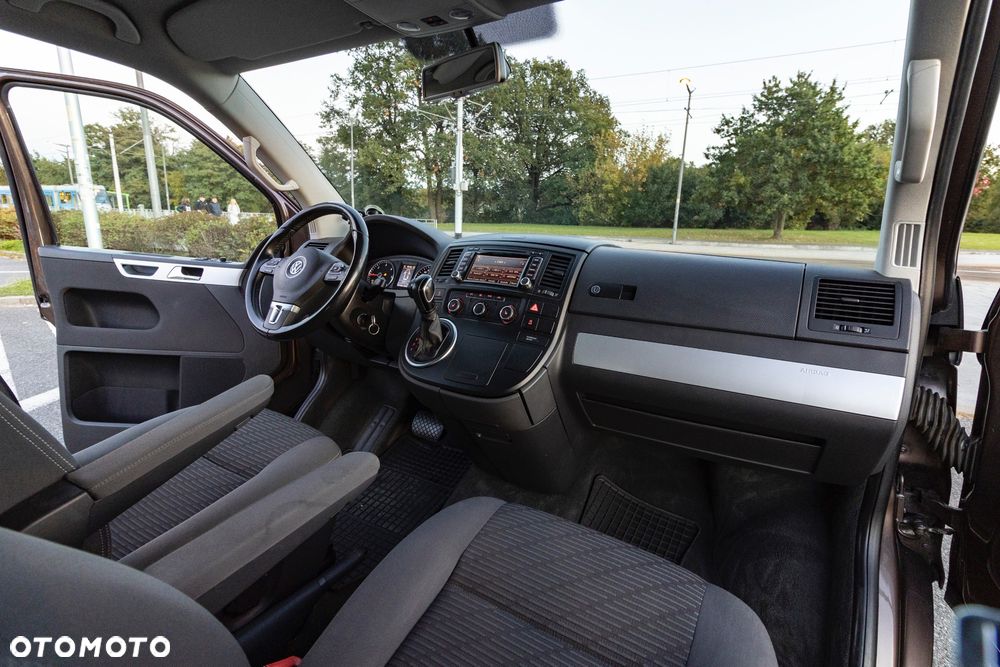 Volkswagen Multivan - 40