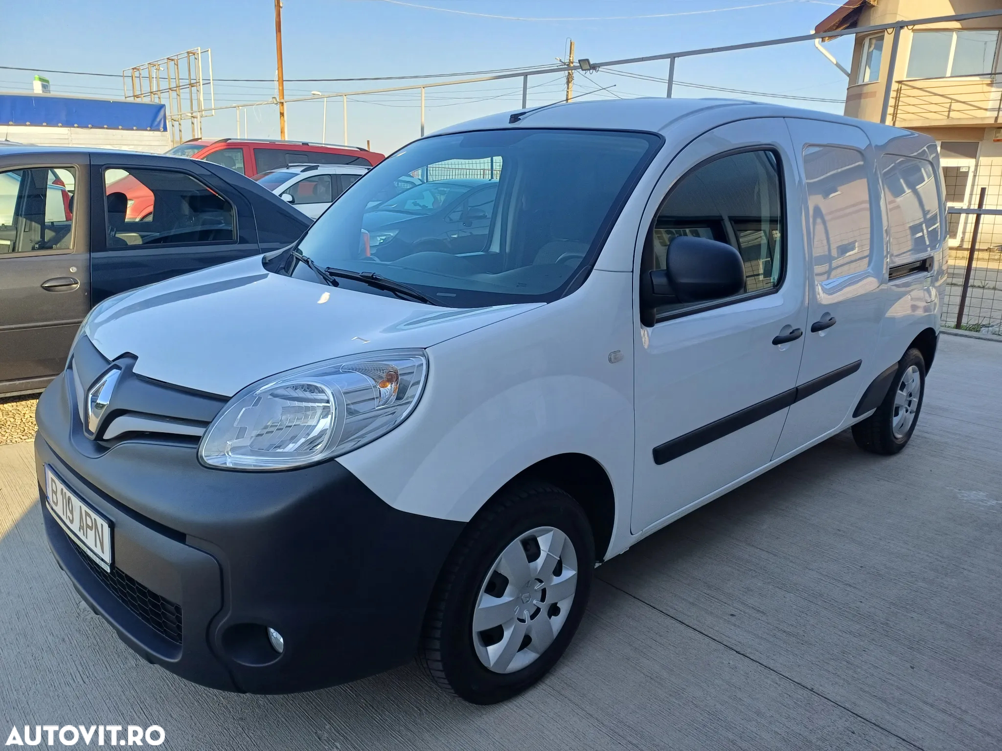 Renault Kangoo 1.5 Blue dCi 95 ZEN - 2