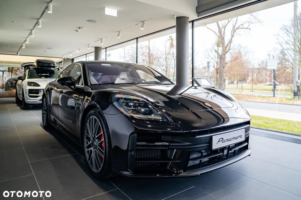 Porsche Panamera 4S E-Hybrid - 5