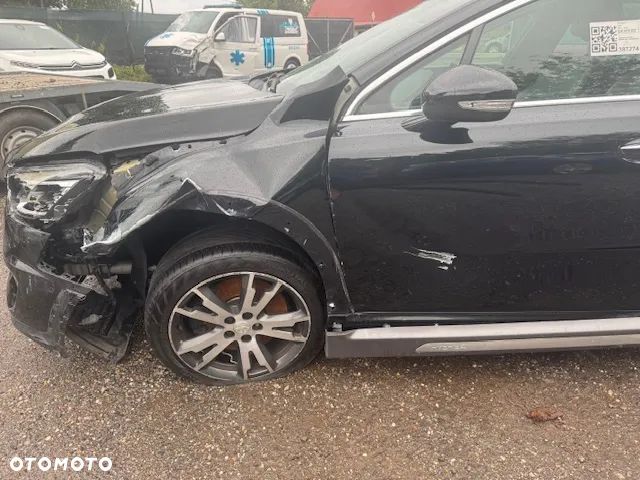 Peugeot 508 RXH 2.0 HDi HYbrid4 - 36