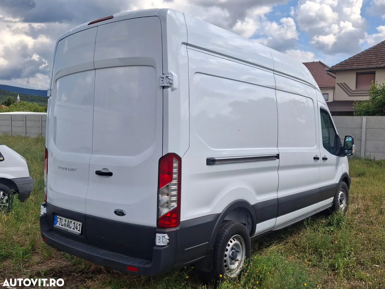 Ford Transit MAXI - 9