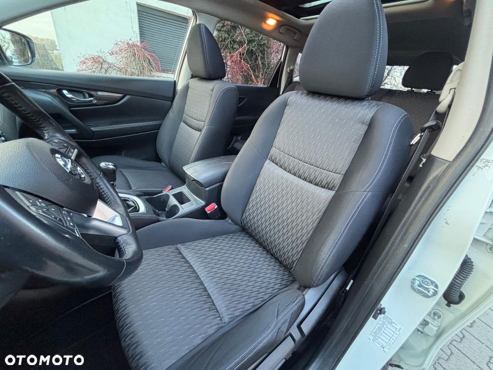 Nissan X-Trail 1.6 DCi Tekna 2WD 7os - 25