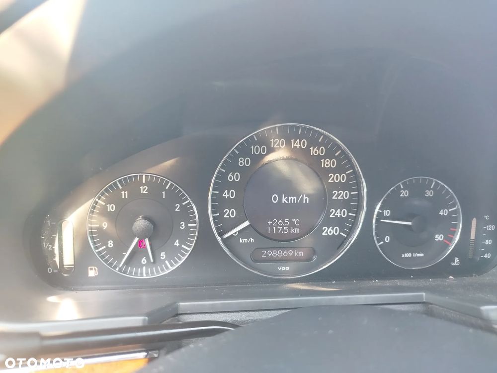 Mercedes-Benz Klasa E 220 CDI T Elegance - 16
