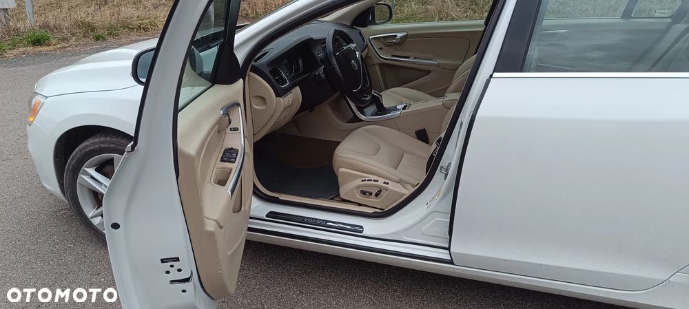 Volvo S60 2.5 T5 AWD - 11
