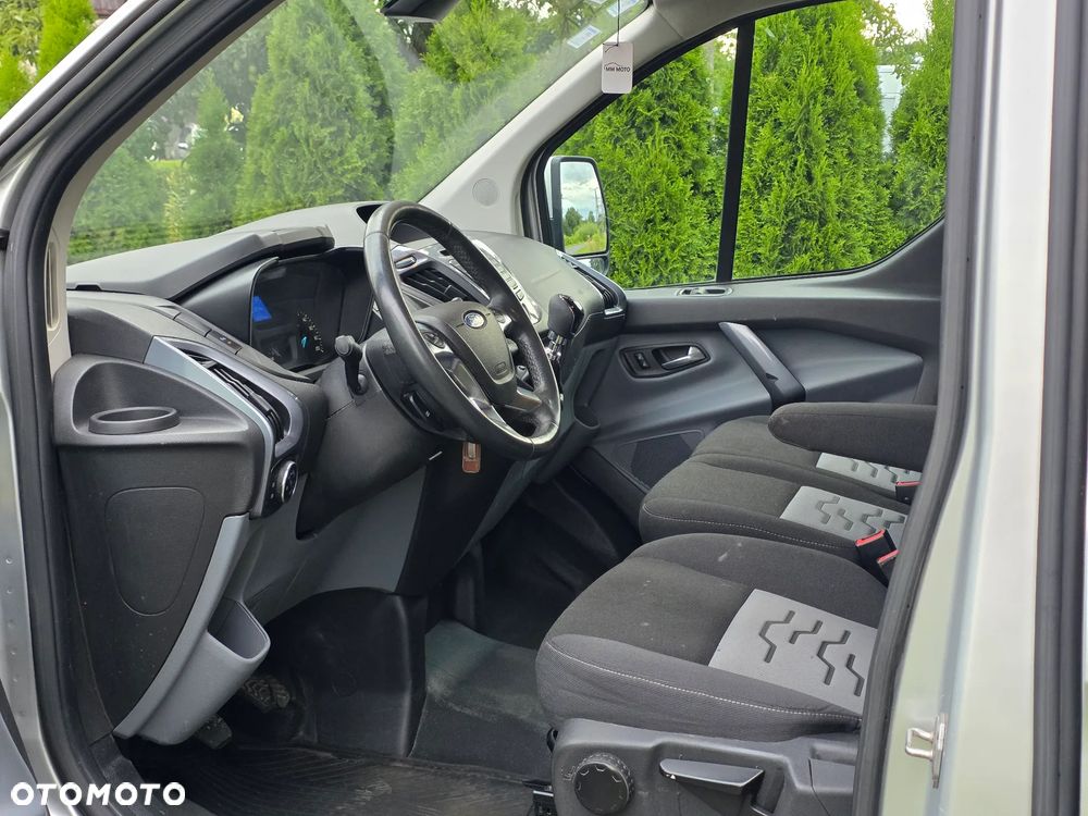 Ford Transit Custom - 11