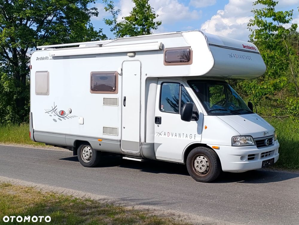 Fiat Ducato Dethleffs Alkowa Klimatyzacja Piętrowe łóżka Garaż - 10