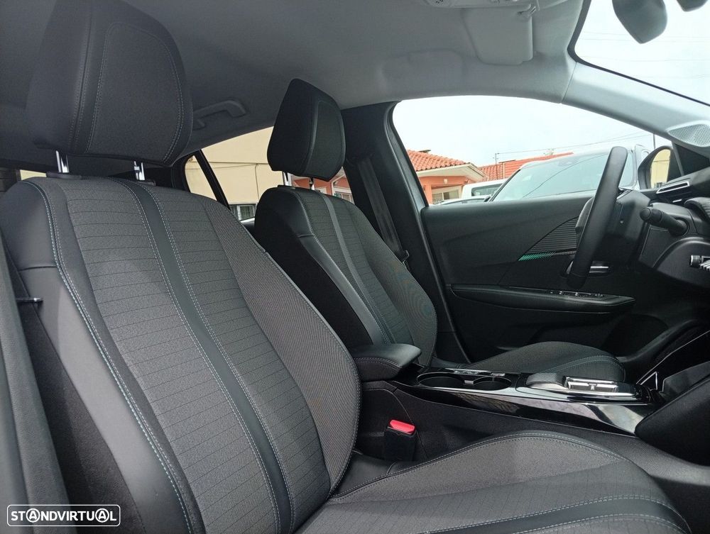 Peugeot e-208 50 kWh Allure - 22