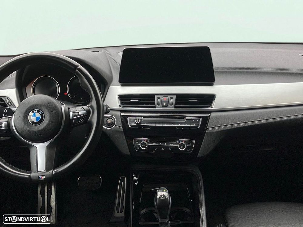 BMW X2 25 e xDrive X Pack M - 14