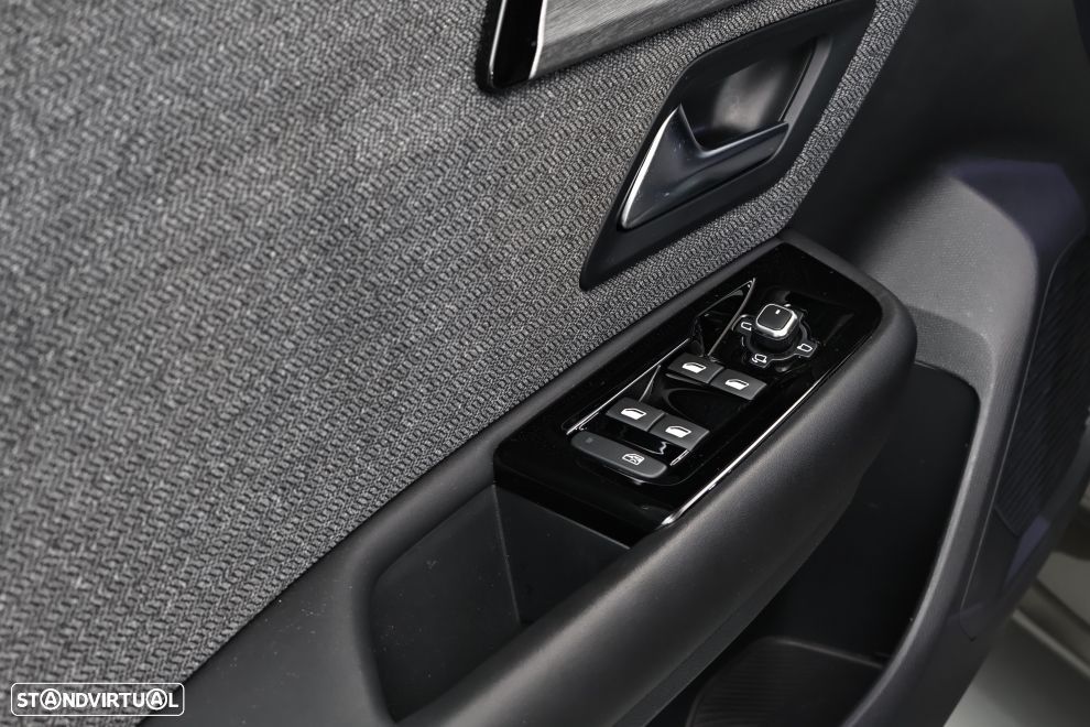 Citroën C5 X 1.6 Hybrid Feel Pack e-EAT8 - 25