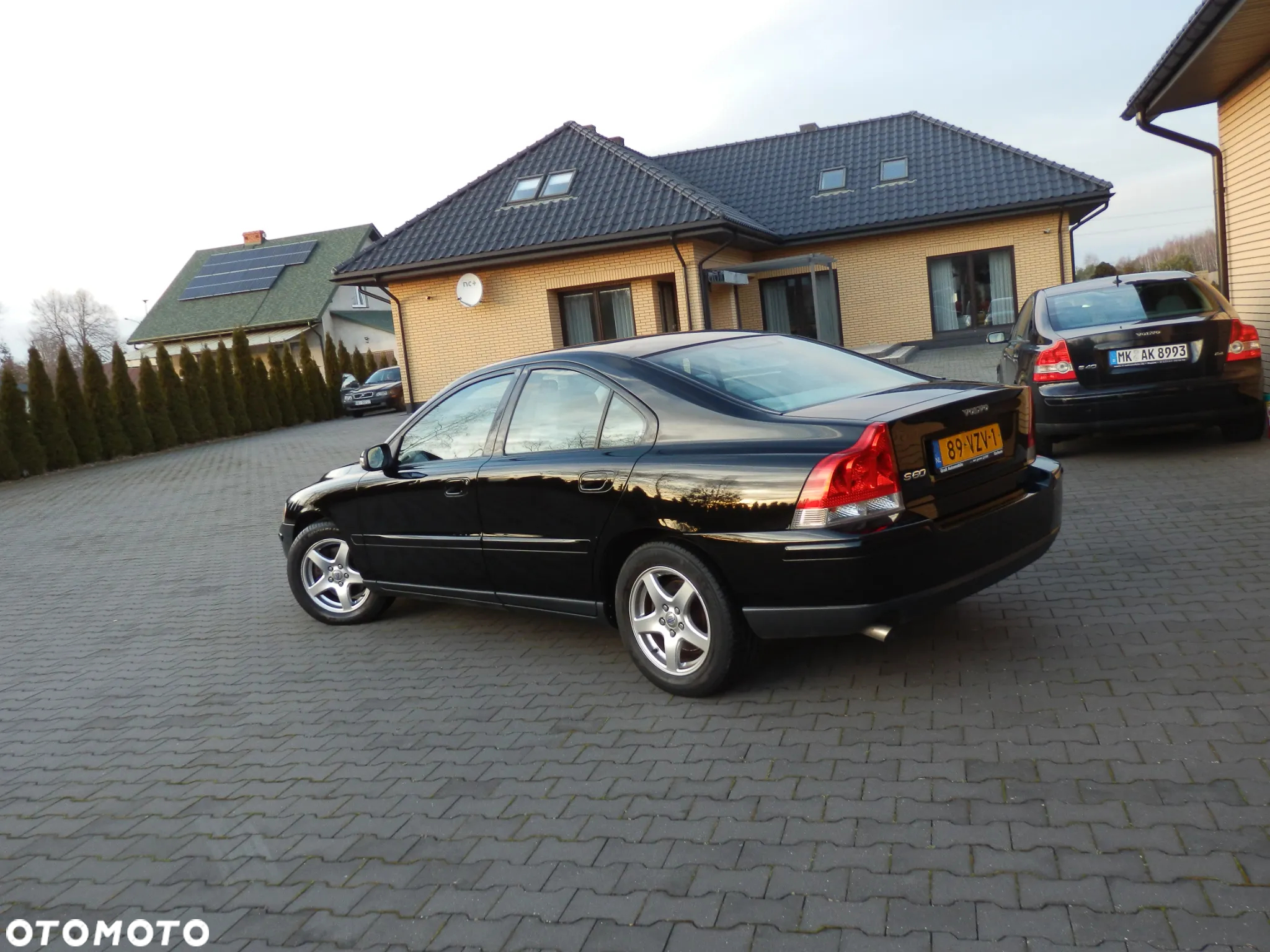 Volvo S60 2.4 Black Edition - 4