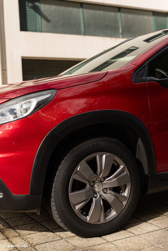 Peugeot 2008 1.2 PureTech Signature - 5