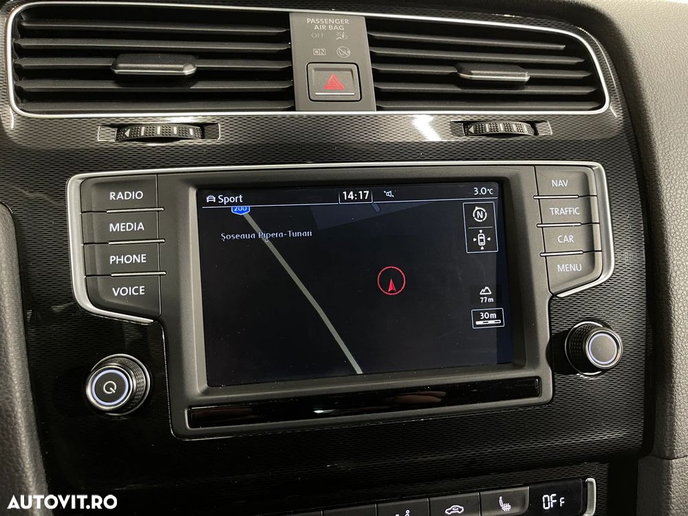 Volkswagen Golf GTD (BlueMotion Technology) - 16