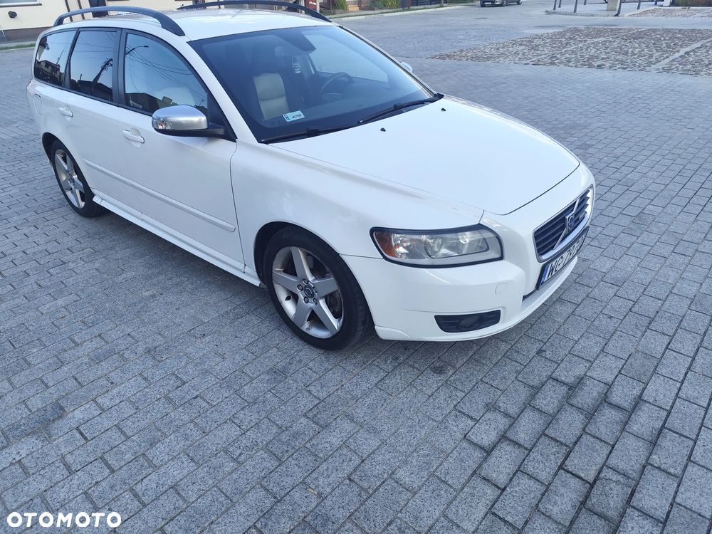 Volvo V50 2.0D DPF Powershift RDesign - 1