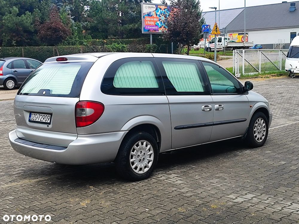 Chrysler Grand Voyager - 4
