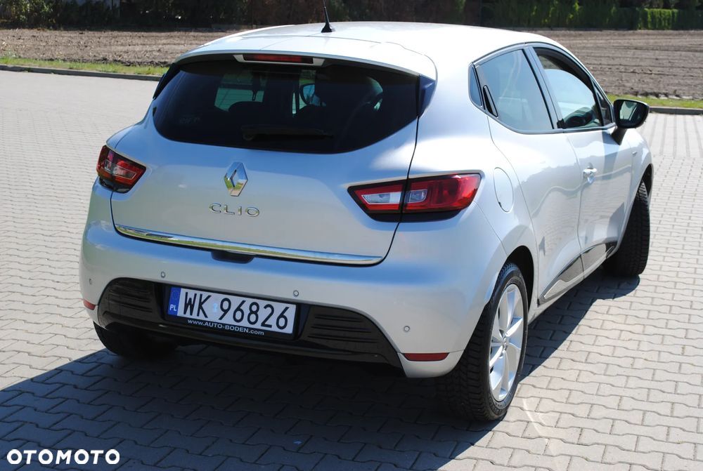 Renault Clio 1.2 16V 75 LIMITED - 3