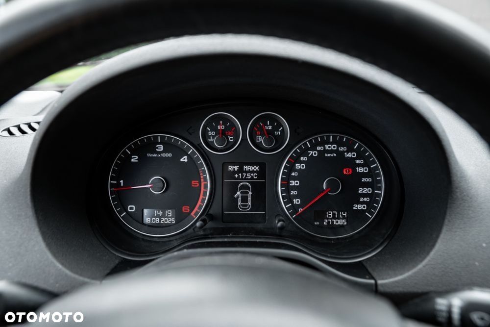 Audi A3 Sportback 2.0 TDI DPF S line Sportpaket - 30