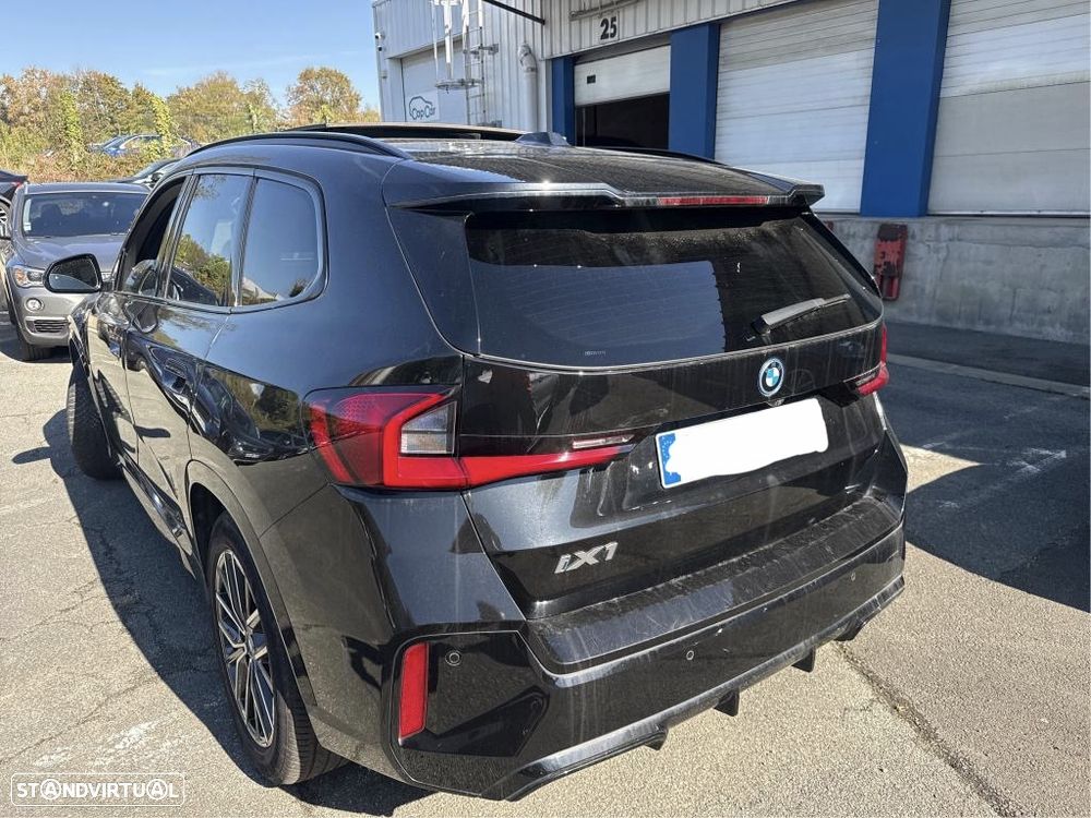 BMW iX1 xDrive30 Pack Desportivo M Pro - 9
