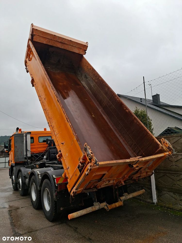 Mercedes-Benz Actros 3241 kiper 8x4 - 12