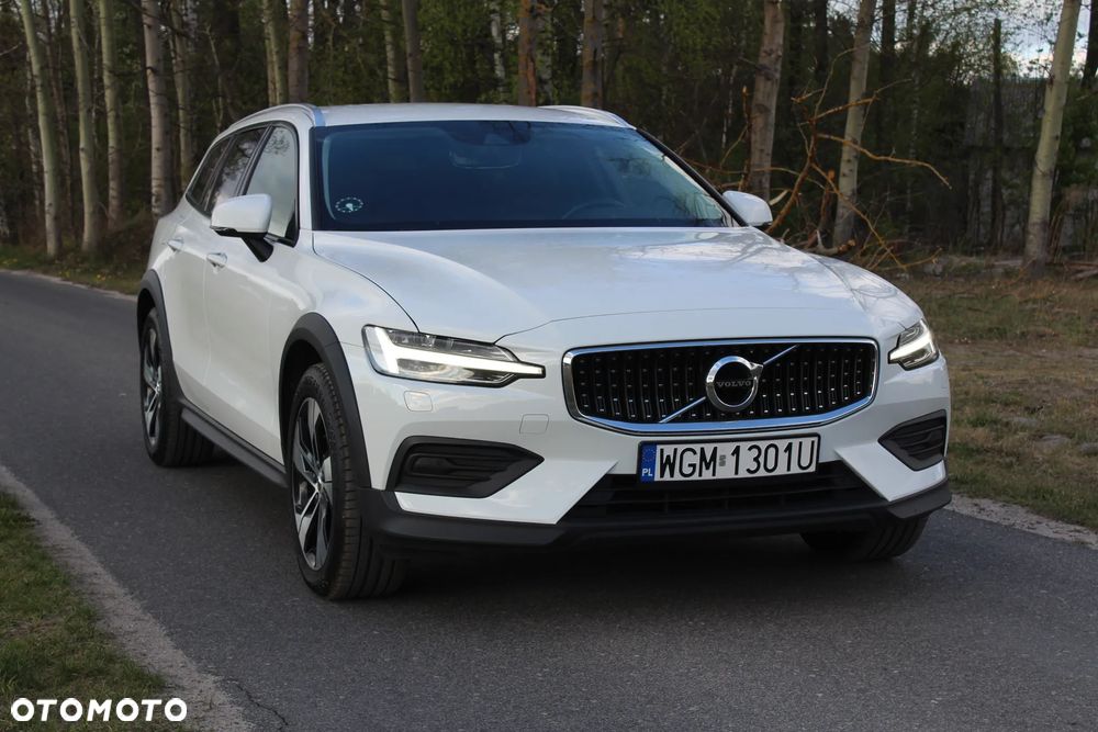 Volvo V60 Cross Country D4 AWD Geartronic - 3