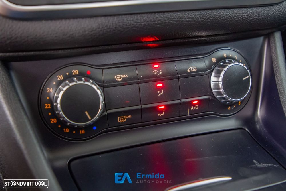 Mercedes-Benz GLA 220 d AMG Line - 44