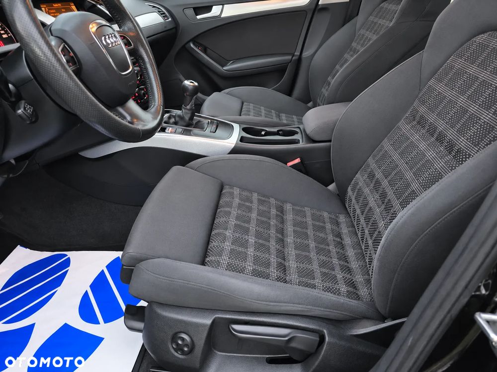 Audi A4 Avant 2.0 TFSI Attraction - 13