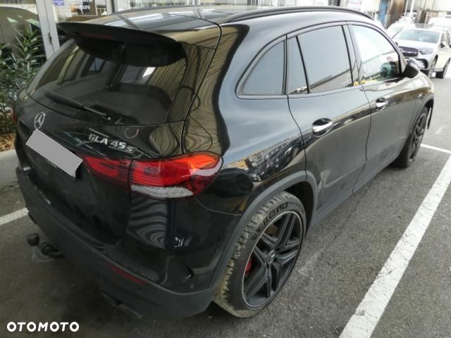 Mercedes-Benz GLA AMG 45 S 4Matic+ AMG Speedshift DCT 8G - 2