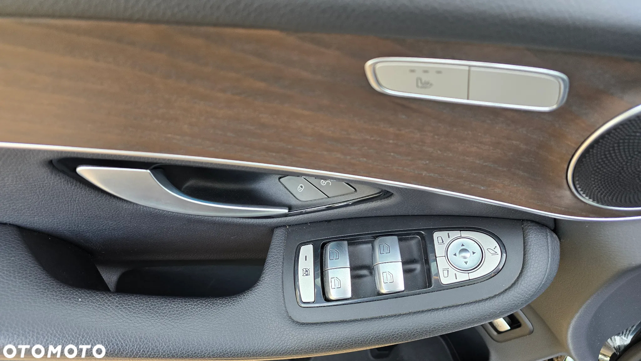 Mercedes-Benz GLC 220 d 4Matic 9G-TRONIC - 17