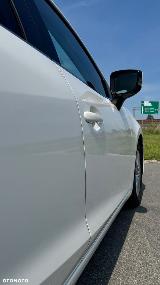 Mazda 3 2.0 Skyenergy - 11