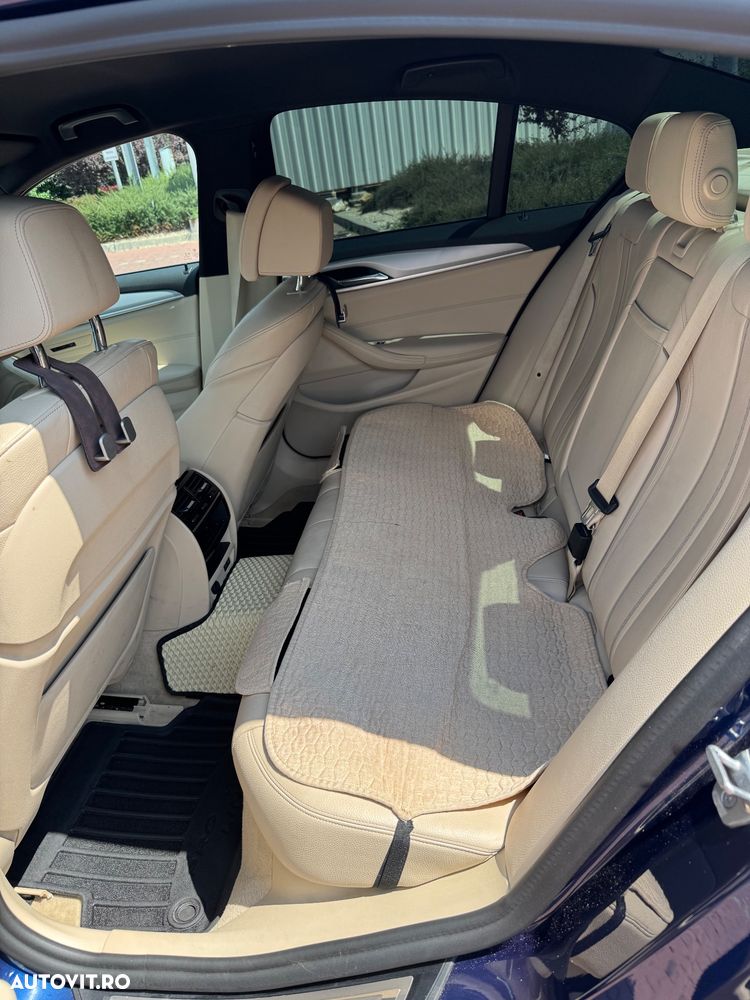 BMW Seria 5 520i AT - 7