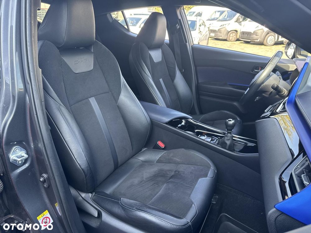 Toyota C-HR 1.2 T Dynamic - 17