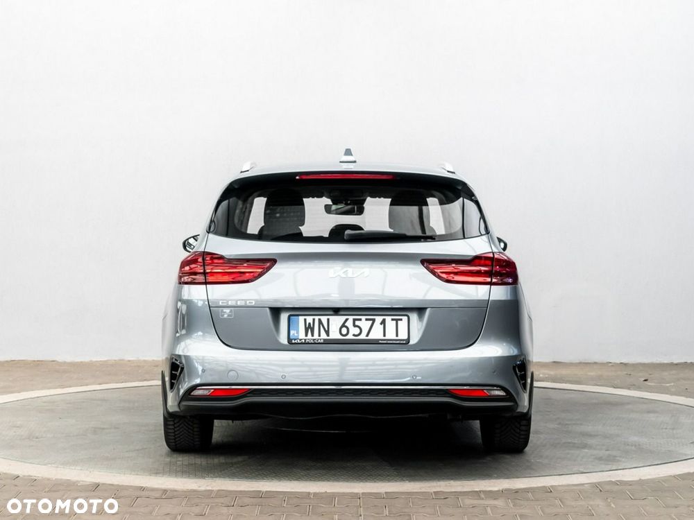 Kia Ceed 1.5 T-GDI M - 8