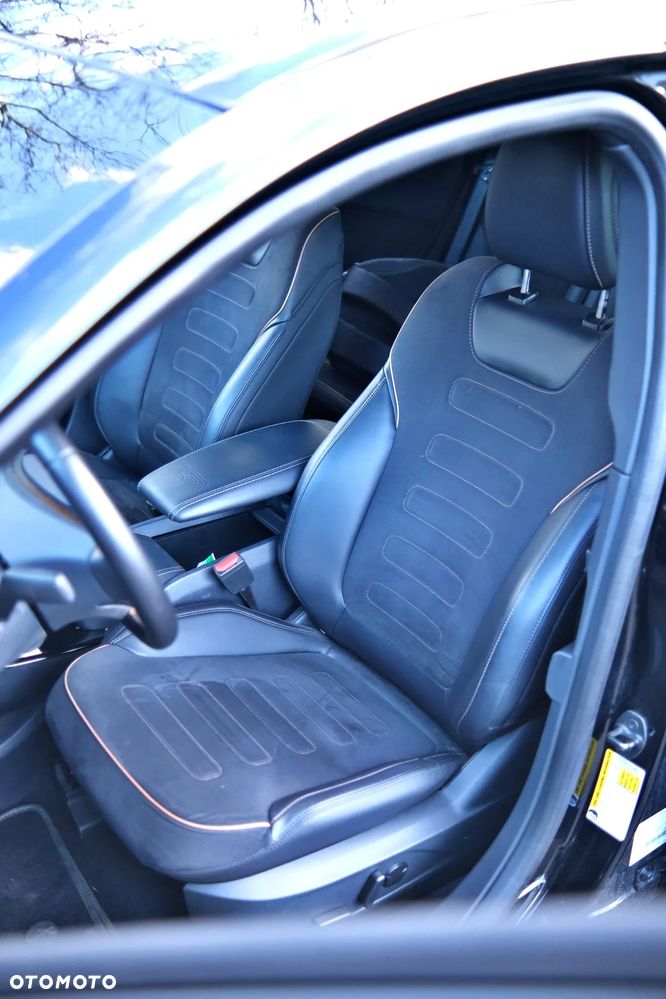 Ford Mustang Mach-E 98kWh AWD GT - 17