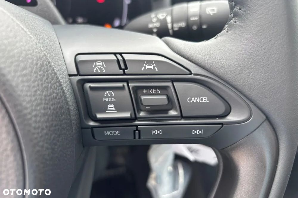 Toyota Yaris Cross Hybrid 1.5 Comfort - 18