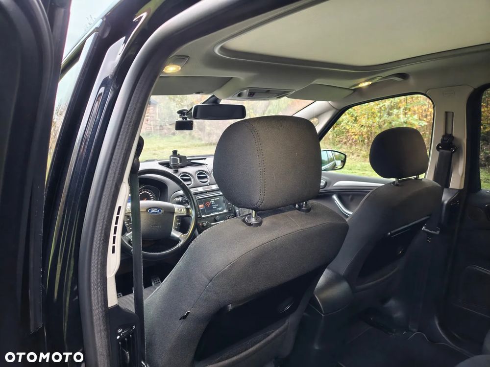 Ford S-Max - 15
