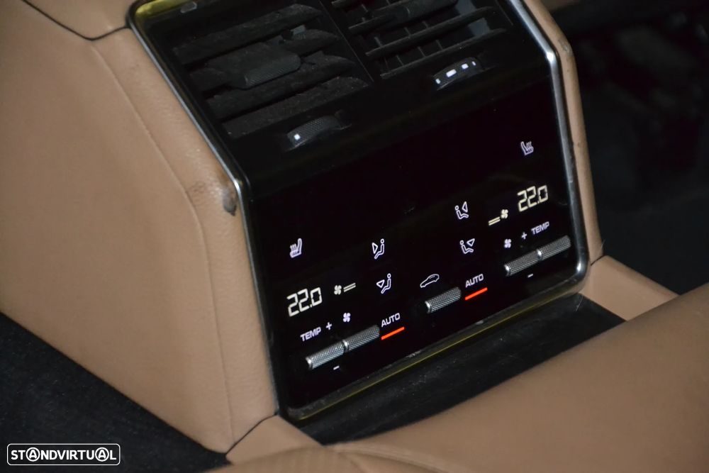 Porsche Panamera Sport Turismo 4 E-Hybrid Platinum Edition - 24