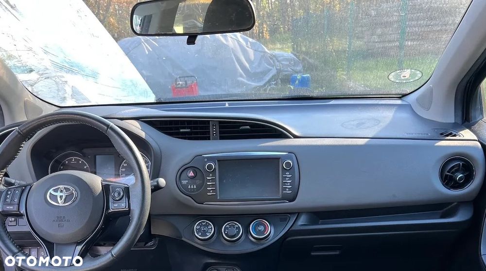 Toyota Yaris 1.5 Life - 5
