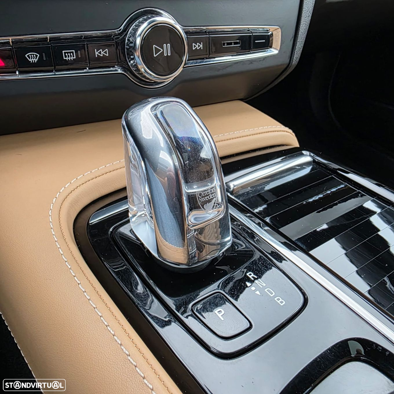 Volvo V90 2.0 T8 Inscription AWD Geartronic - 40