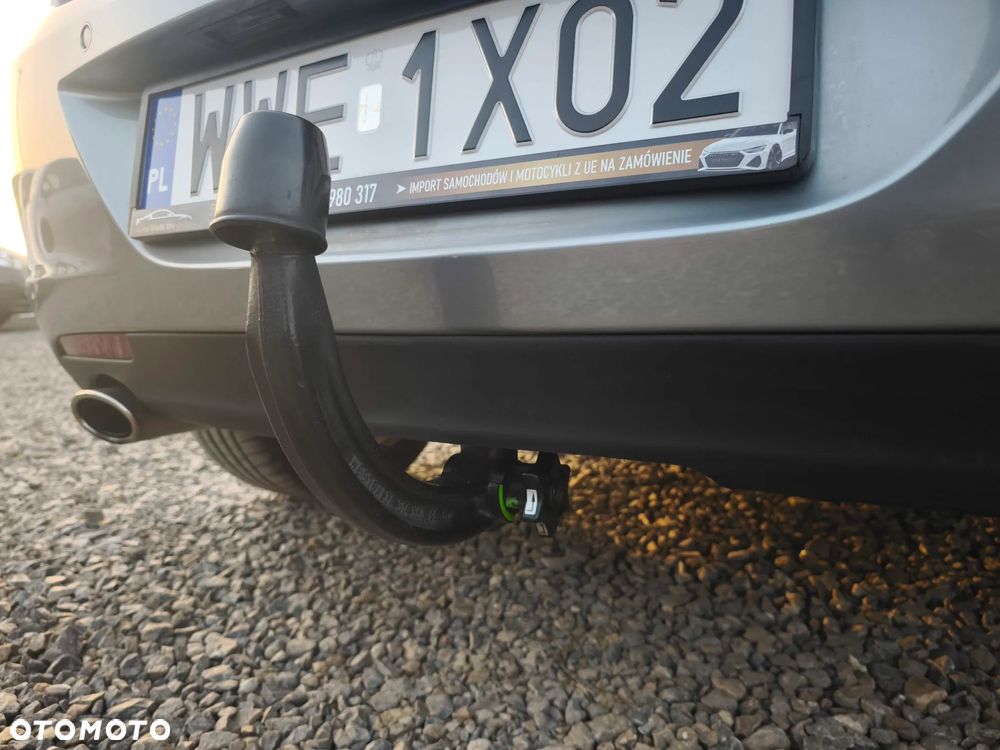 Opel Astra 1.6 Turbo Cosmo - 18