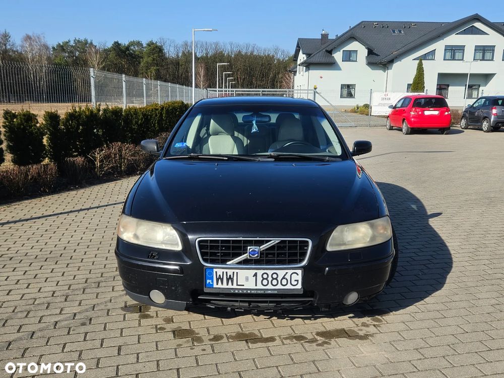 Volvo S60 2.4D5 Momentum - 3