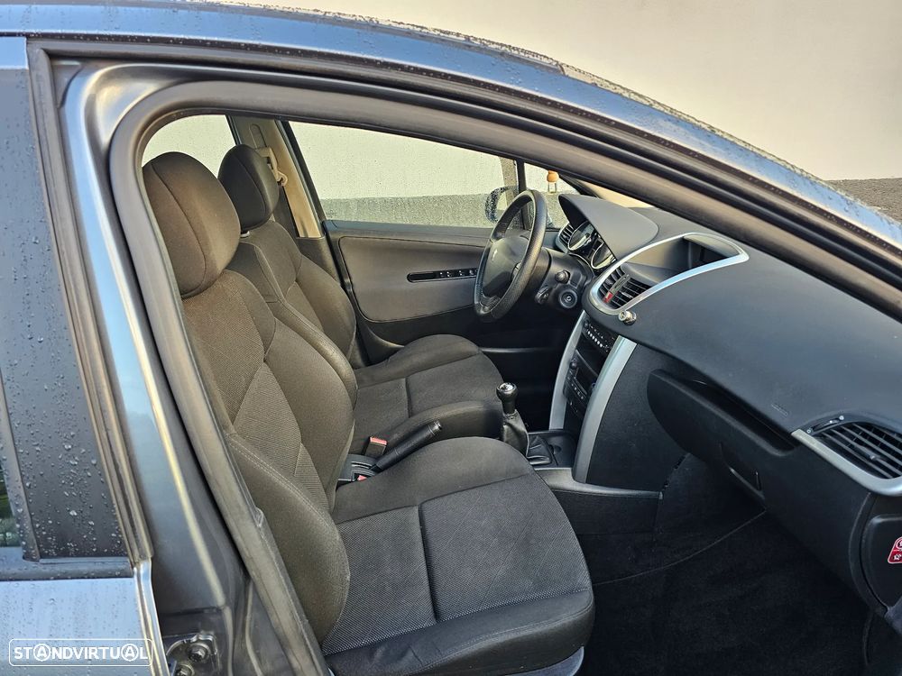Peugeot 207 1.6 HDi Sport - 26