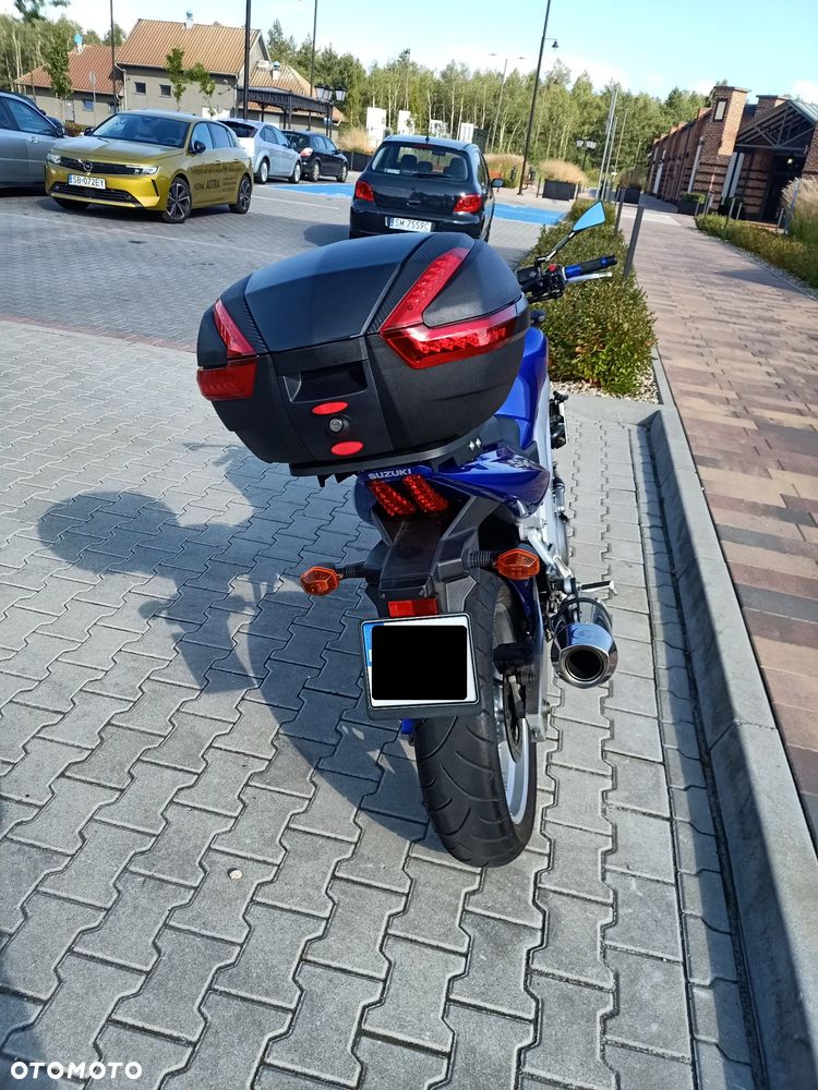 Suzuki SV - 4
