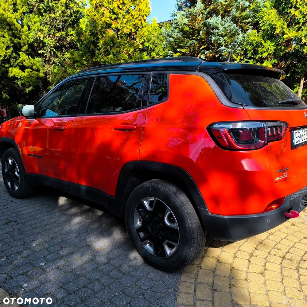 Jeep Compass - 11