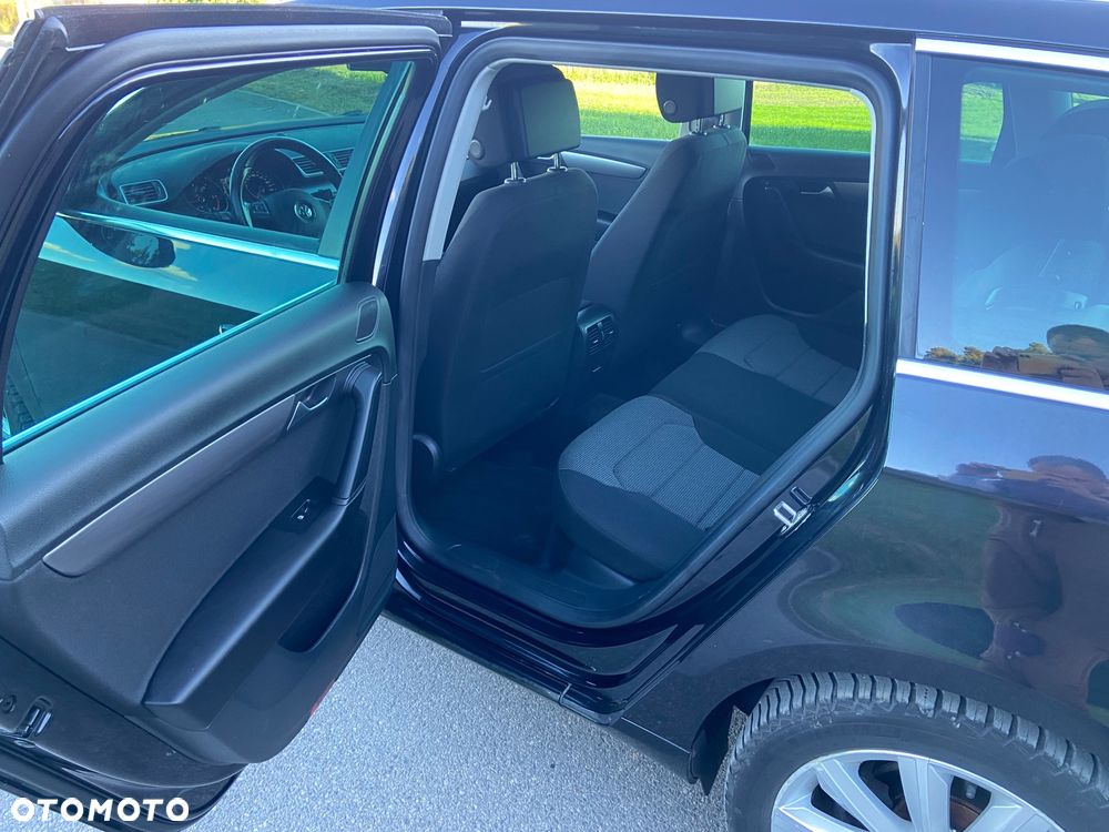 Volkswagen Passat 2.0 TDI Highline DSG - 13