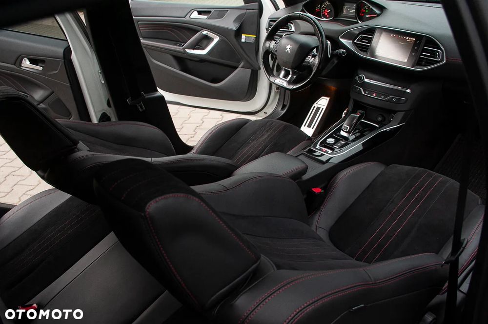 Peugeot 308 BlueHDi 180 EAT8 Stop & Start GT - 22