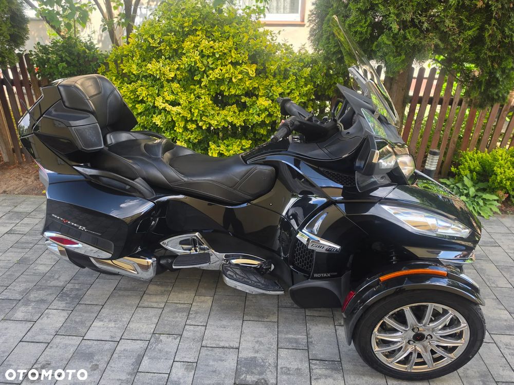 Can-Am Spyder - 3
