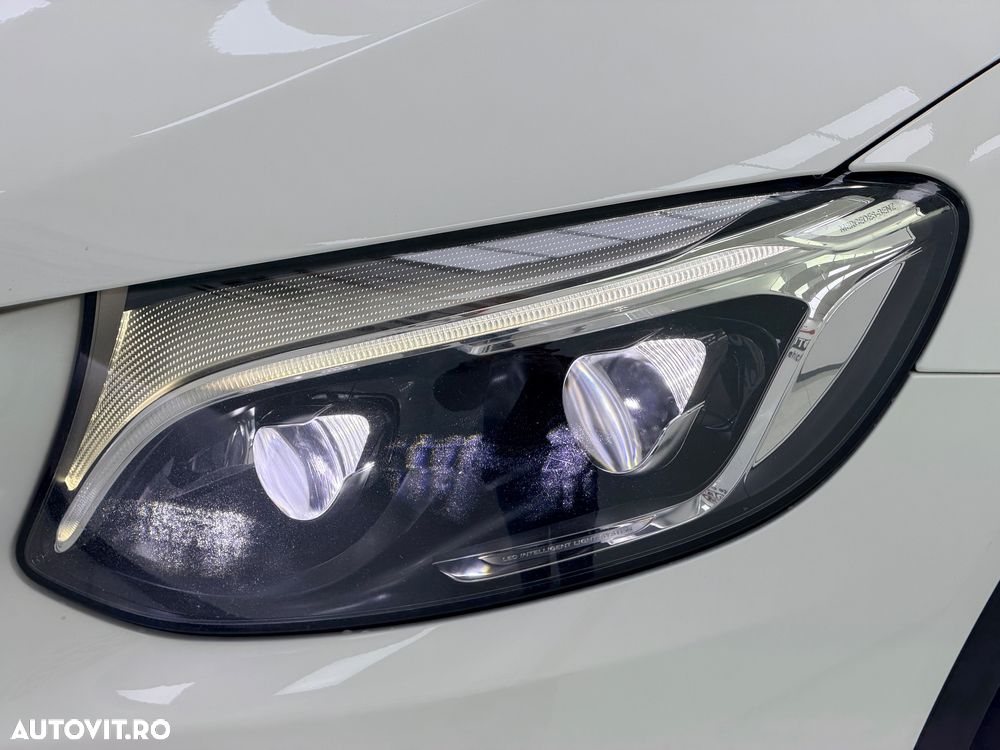 Mercedes-Benz GLC 220 d 4Matic 9G-TRONIC Exclusive - 37
