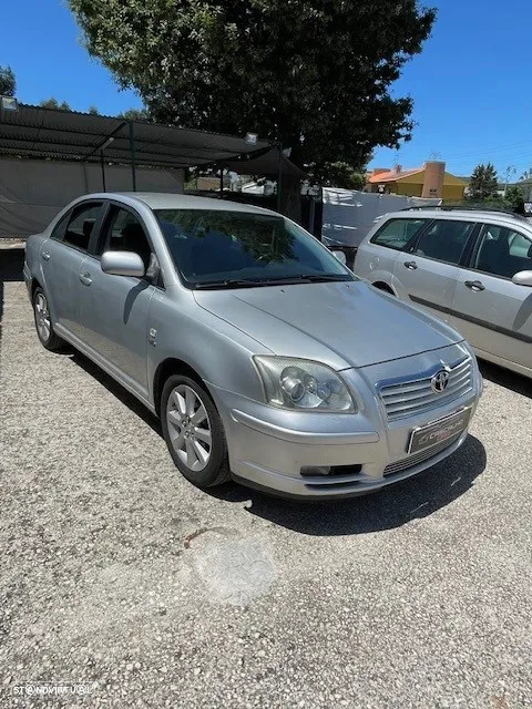 Toyota Avensis SD 2.0 D-4D - 11
