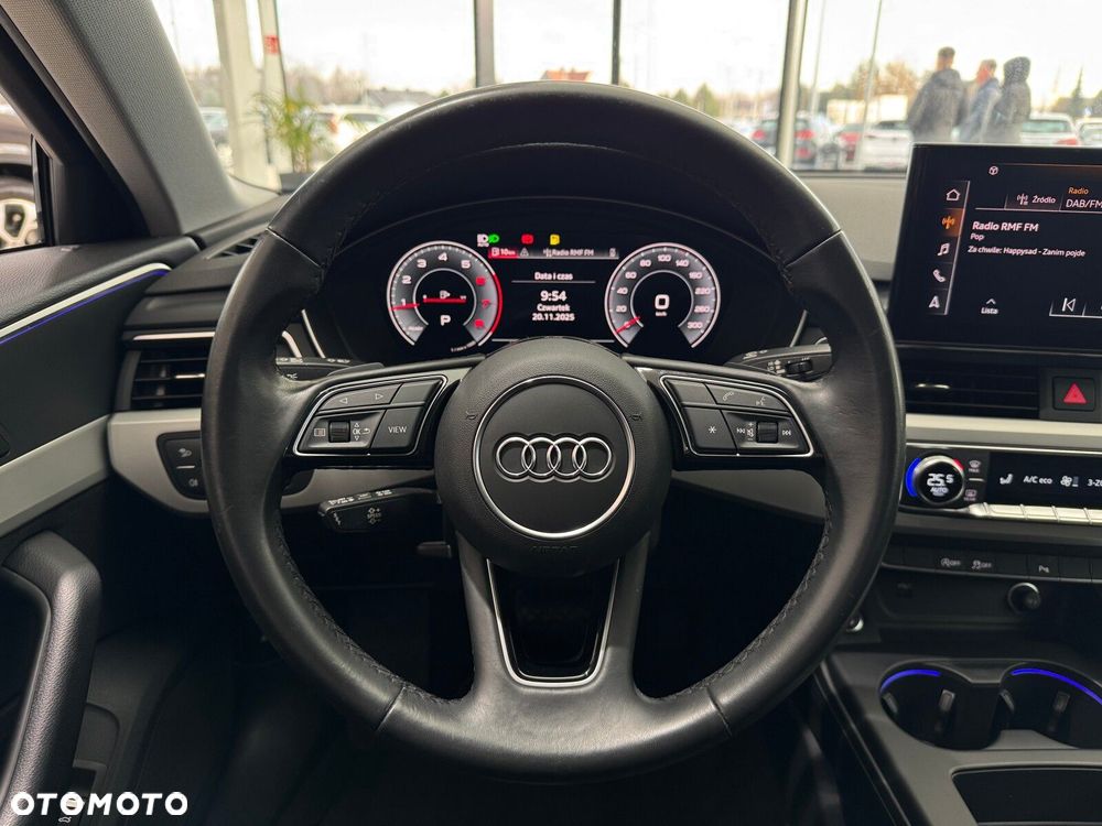 Audi A4 Limousine - 15