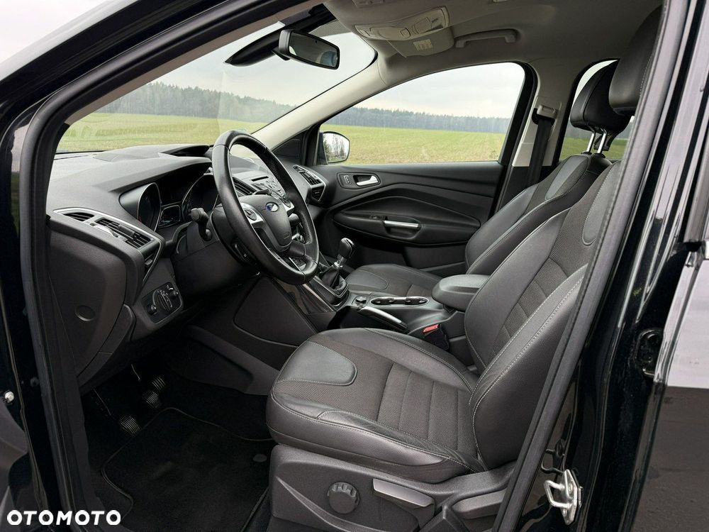 Ford Kuga 2.0 TDCi 4x2 Titanium - 23